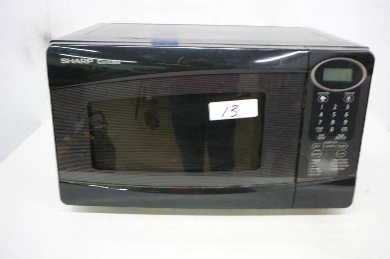 lot 13 image: Sharp Carousel Microwave