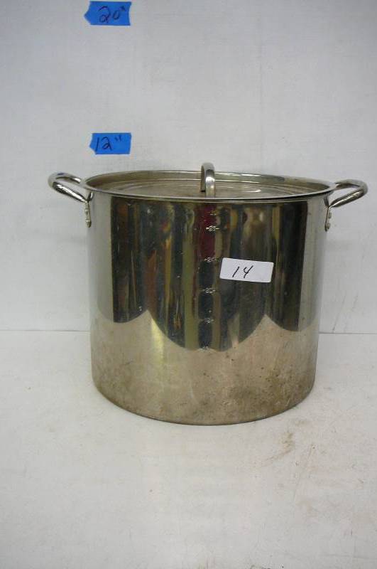 lot 14 image: Stainless Kettle 30 QT