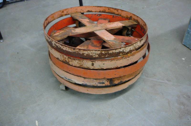 lot 26 image: 55 Gal Drum Dollies with Caster 6 Count