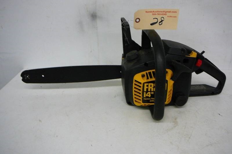 lot 28 image: McCulloch FR210 14 Chain Saw