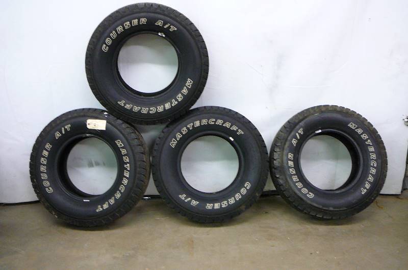 lot 31 image: 4  Master Craft Courser AT  LT 26575R16 MS Tires