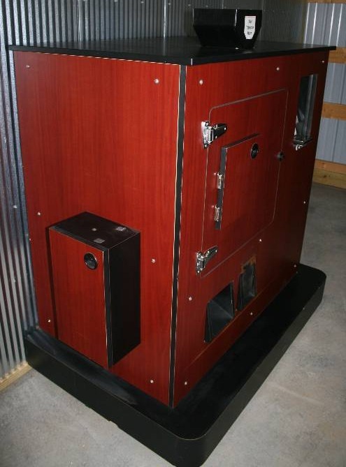 lot 6 image: Commercial Grade Cigarette Rolling Machine