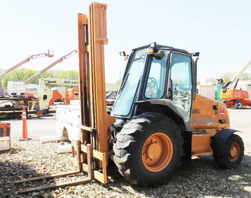 lot 6 image: CASE Forklift 586 G