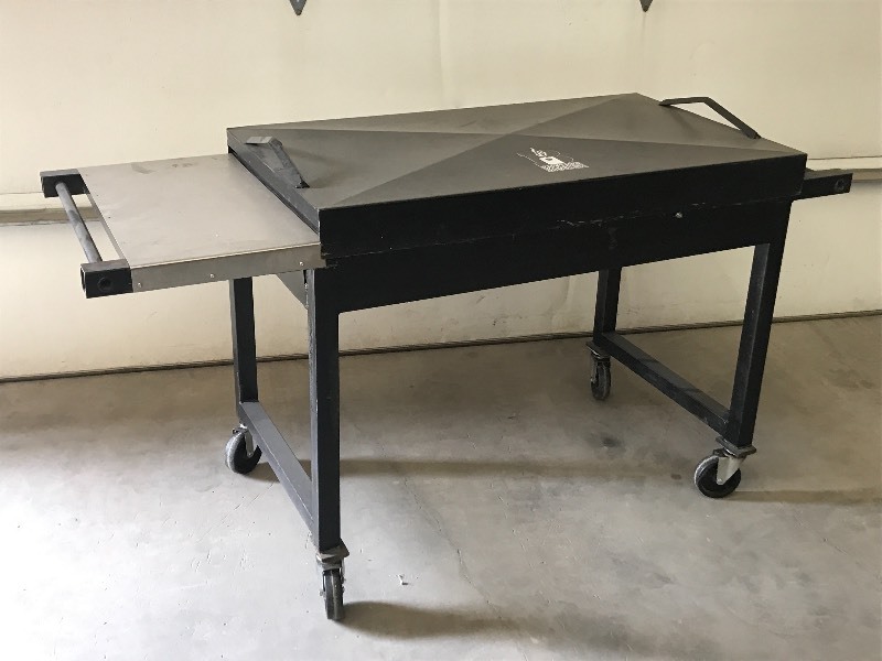 lot 2 image: Heavy Duty Rolling BBQ Grill, Remov...