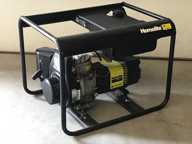 lot 8 image: Homelite LR4300 Gas Generator, 7.5H...