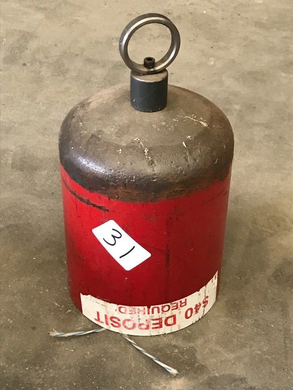 lot 31 image: Homemade 9x12 Steel Bell---Loud...