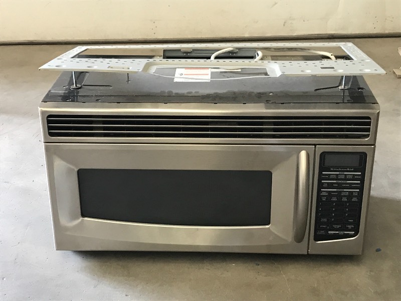 lot 62A image: Kitchenaid Stainless Steel Under-Ca...