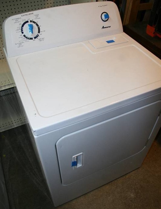 lot 1 image: Electric Dryer