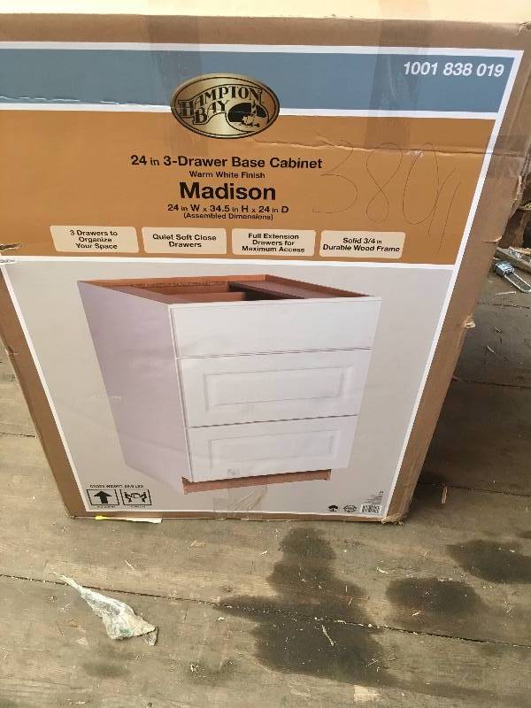lot 5 image: Hampton Bay Madison 24 in 3 Drawer Base Cabinet Warm White Finish  open box not used