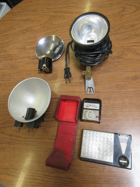 lot 529 image: NEC TRANSISTOR RADIO AND CAMERA ACCESSORIES