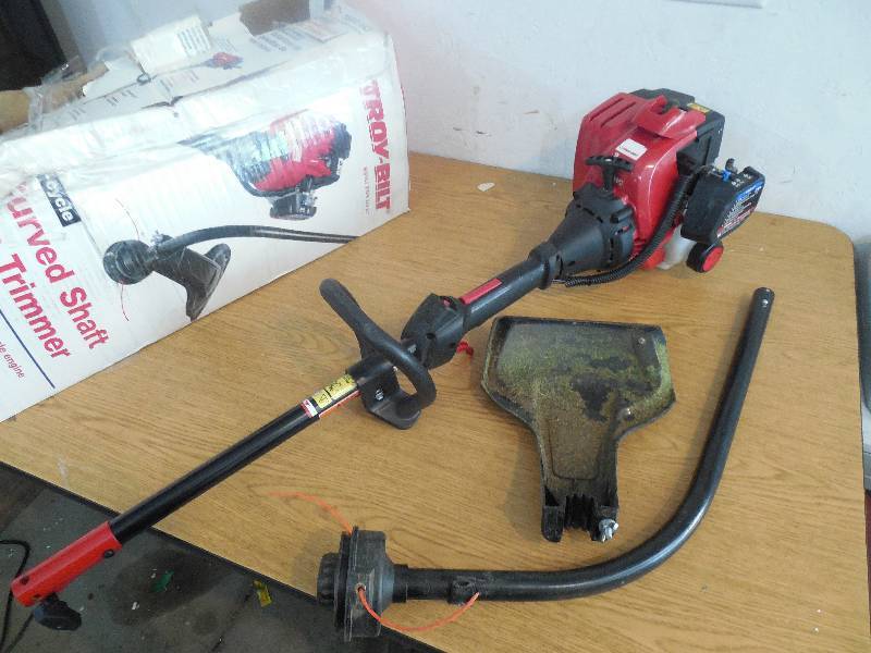 Troy-Bilt 17 Gas Grass Trimmer