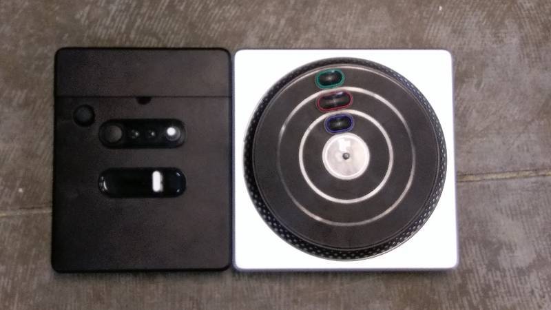 lot 15 image: Wii Accessories Bundle - 5 Boards, 2 Guitars, Games 