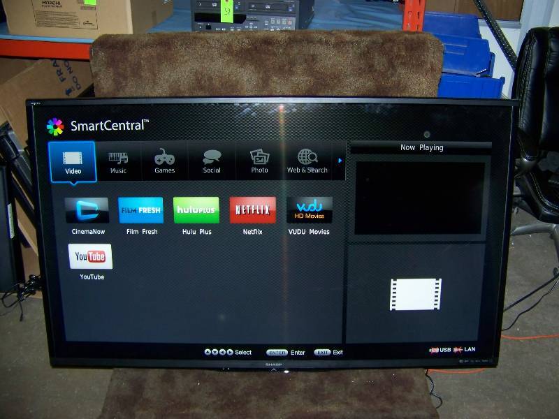 70", Sharp, AQUOS, SMART TV, EdgeLit LED HDTV with Remote Control