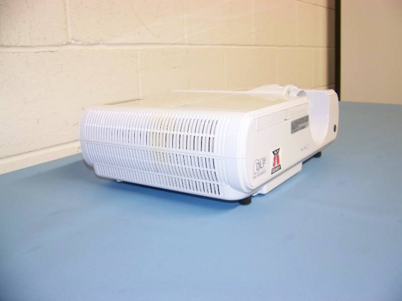Mitsubishi, XD221U, DLP Projector