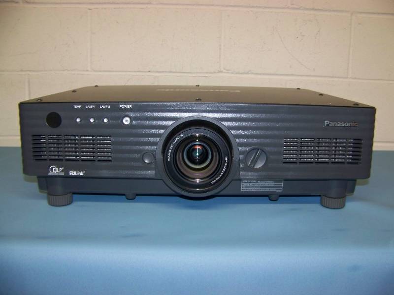 Panasonic, PT-DW5100UL, DLP Projector with Remote Control, HDMI to DVI Converter and Chief Ceiling Mount