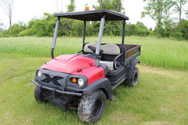 lot 7 image: Club Cart XRT-1550 4x4 UTV Project Vehicle