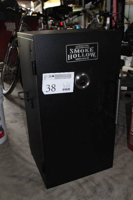 lot 38 image: Electric Smoke Hollow BarbequeSmoker
