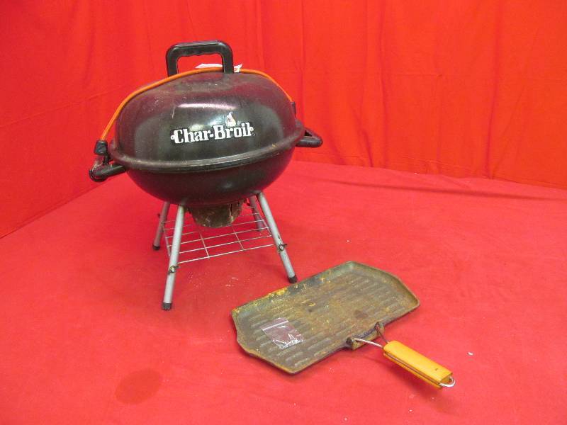 Charbroil grill, grill pan