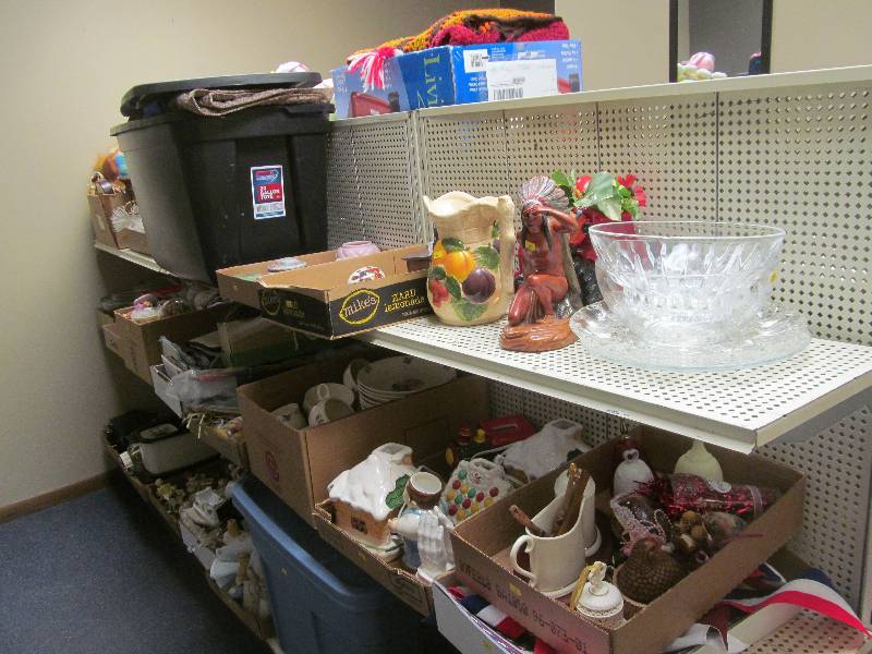 very large lots from vintage items to new items