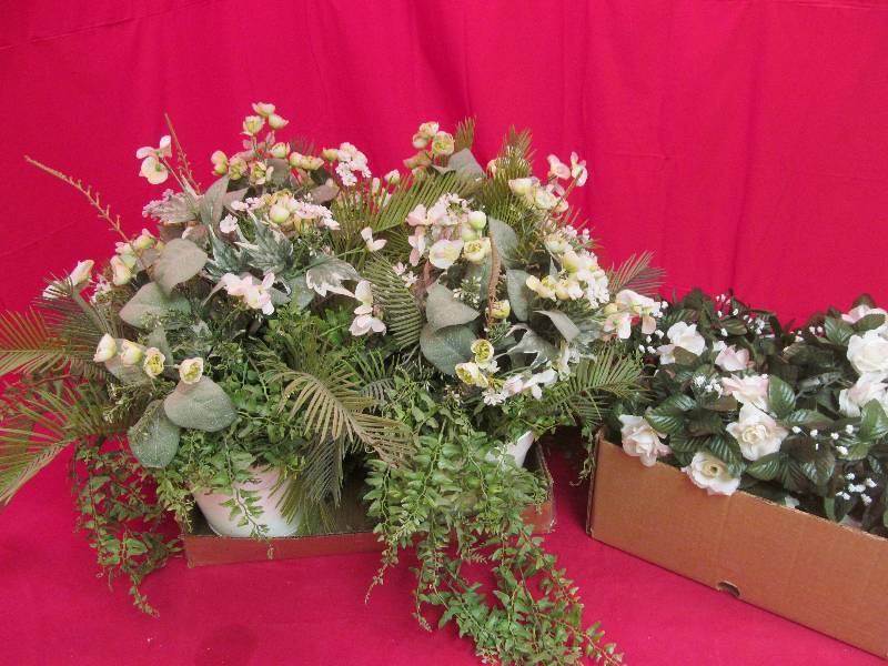 weighted planters, floral rose garland