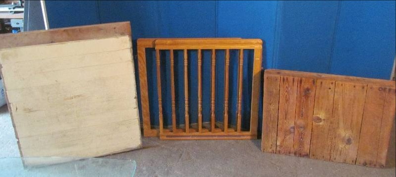 childs gate , barn wood