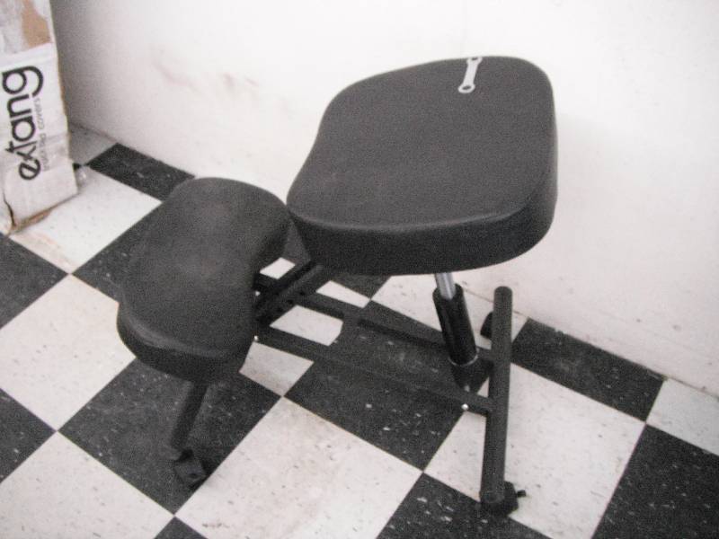 Kneeling Chair