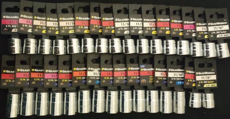 lot 8 image: 31 GearWrench 1116 Deep Sockets, like new Liquidation