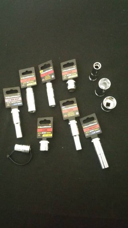 lot 13 image: 11 GearWrench assorted Sockets, like new Liquidation