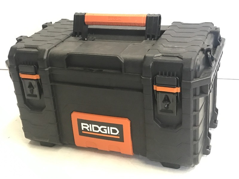 lot 14 image: Ridgid 22 Pro Gear Tool Box, In Gr...