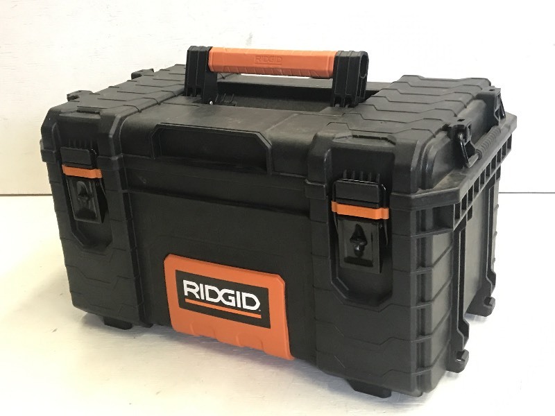 lot 15 image: Ridgid 22 Pro Gear Tool Box, In Gr...