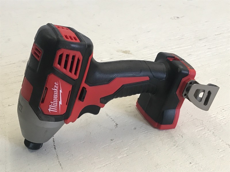 lot 43 image: Milwaukee M18 Cordless Compact Hamm...
