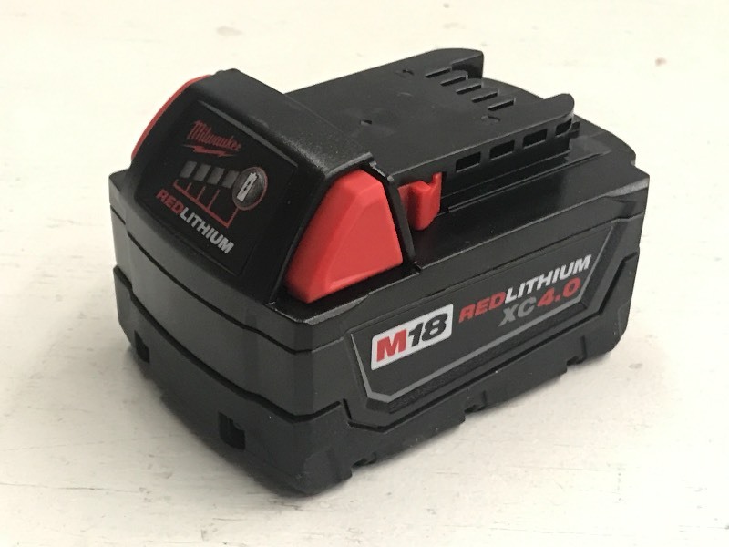 lot 66 image: Milwaukee M18 Red Lithium XC4.0 Ext...