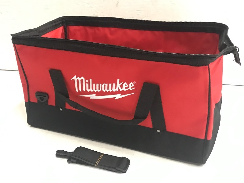 lot 82 image: Milwaukee 11x11x22 Tool Bag, Unu...