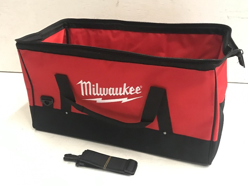 lot 86 image: Milwaukee 11x11x22 Tool Bag, Unu...