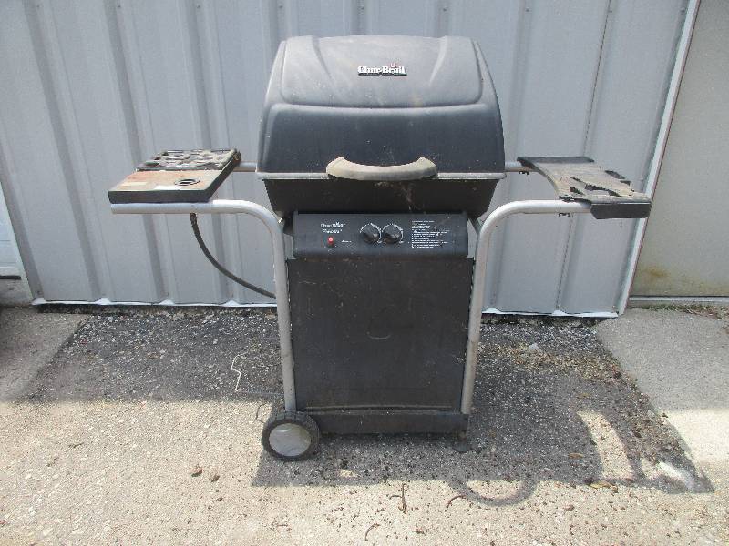 Charbroil grill
