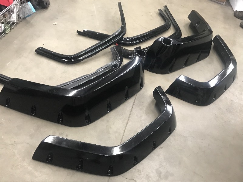 Set Of New Bushwacker Fender Flares...