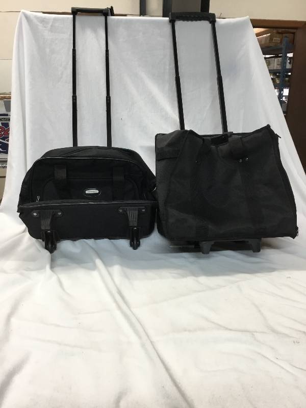 lot 25 image: 2 rolling black travel bags