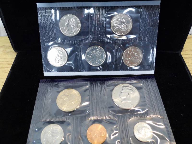 Uncirculated Mint Set