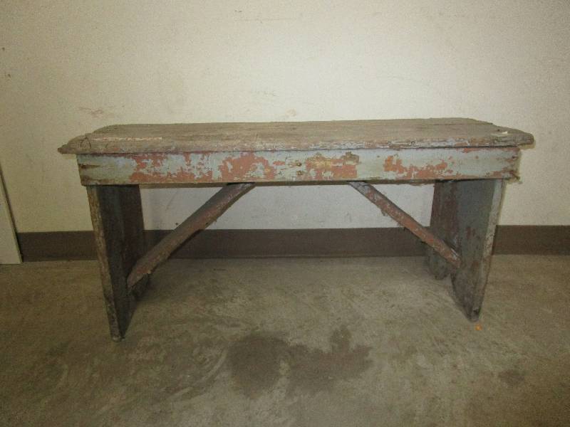 lot 59 image: Old Bench