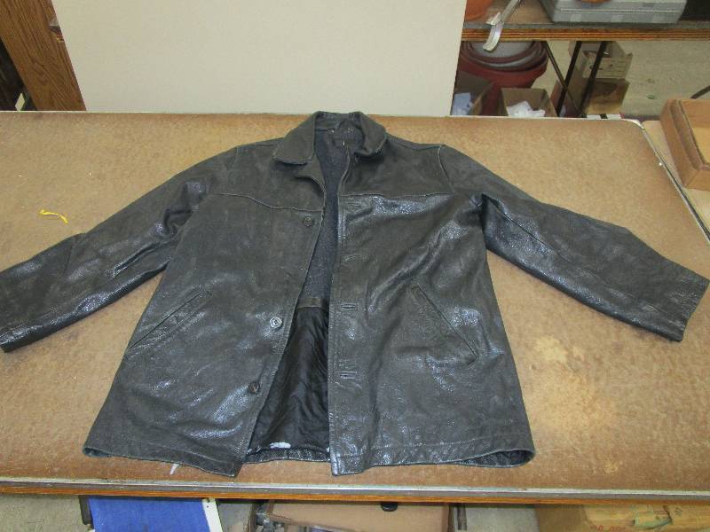lot 80 image: Sz Large Leather Jacket