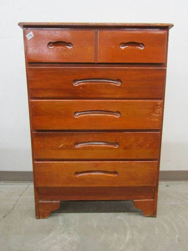 lot 86 image: DeskDresser