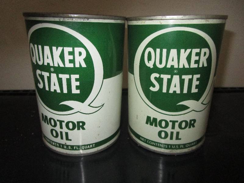 lot 106 image: 2-Full Cans of Quaker State Motor Oil 1 Fl Qt