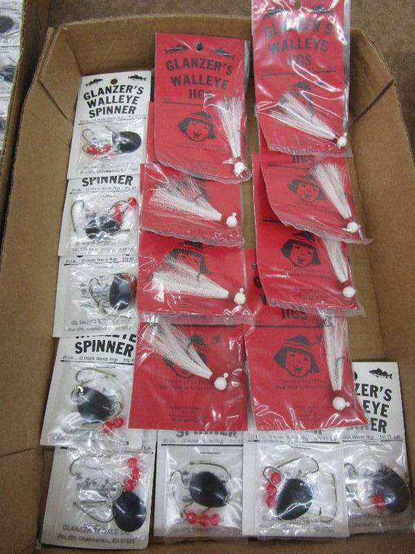 lot 142 image: 8 Walley Spinners and 8 Jigs