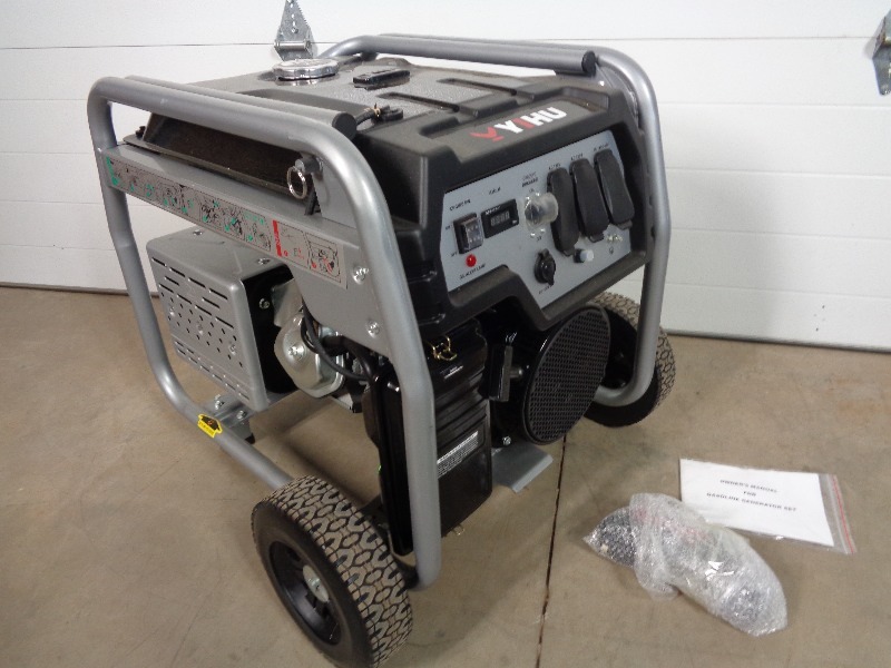 lot 8 image: New 6500 Watt Inverter Generator