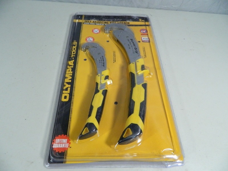 lot 109 image: New Olympia 2 Pc Self Adjusting Pipe Wrench Set