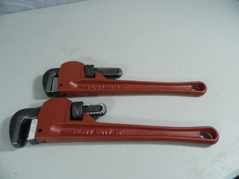 lot 119 image: 2 New 14 Pipe Wrenches