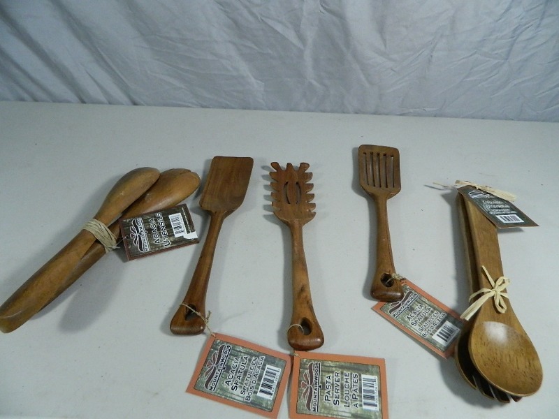 lot 143 image: 7 New Acacia  Wood Utensils