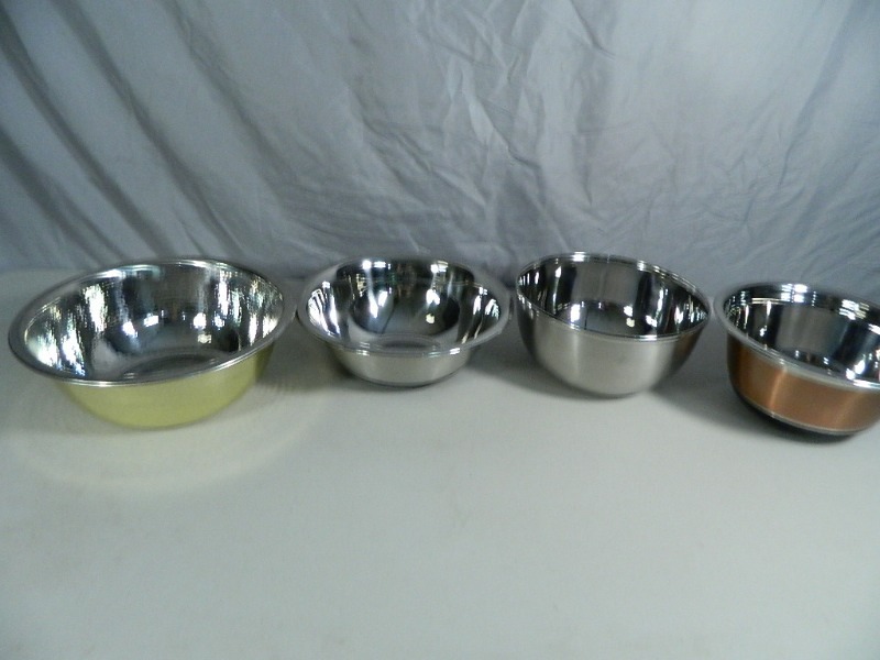 lot 209 image: 4 New Assorted Mixing Bowls