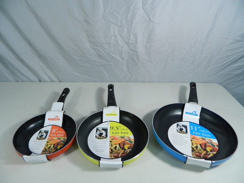 lot 231 image: 3 New Fry Pans