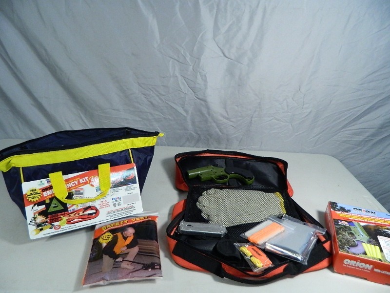lot 268 image: New Emergency  Survival Items